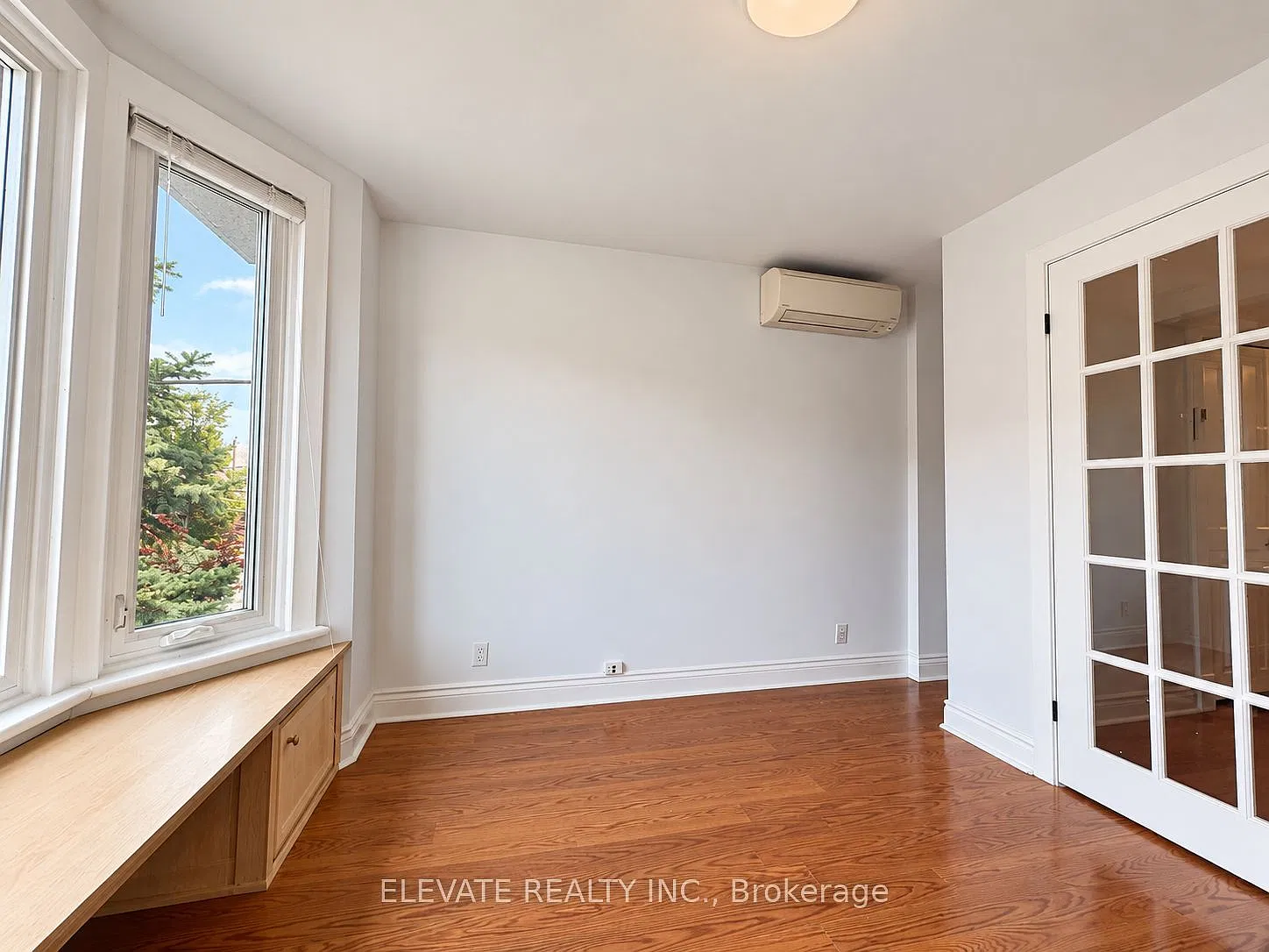 2 bed, $2,395 — Photo 4