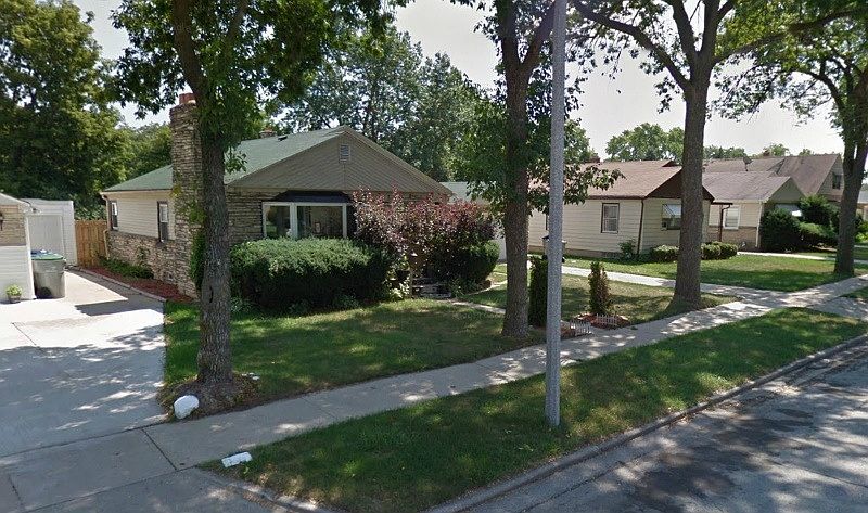 2nd image of 4522 N 48th St