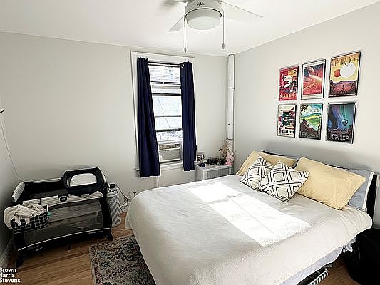 3rd image of 1 Minetta St APT 3E