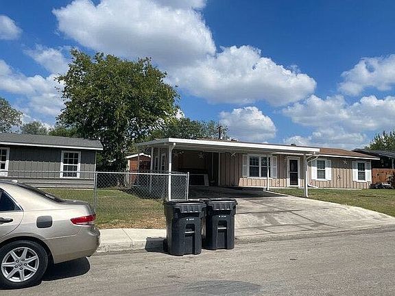 3rd image of 6819 Tallahasse Dr