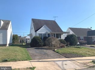 325 Barclay Ave, Morrisville, PA