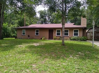 10081 N Conrad Pt, Citrus Springs, FL 34434