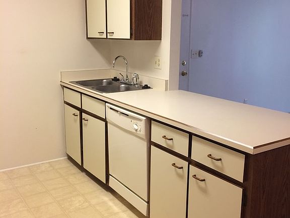 4th image of 3960 Oak Trail Run APT 3505