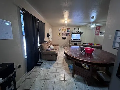 1787 Calle Ginebra #2 — Photo 3