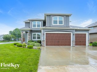 1313 NE Isabel Jean Ct, Lees Summit, MO 64086