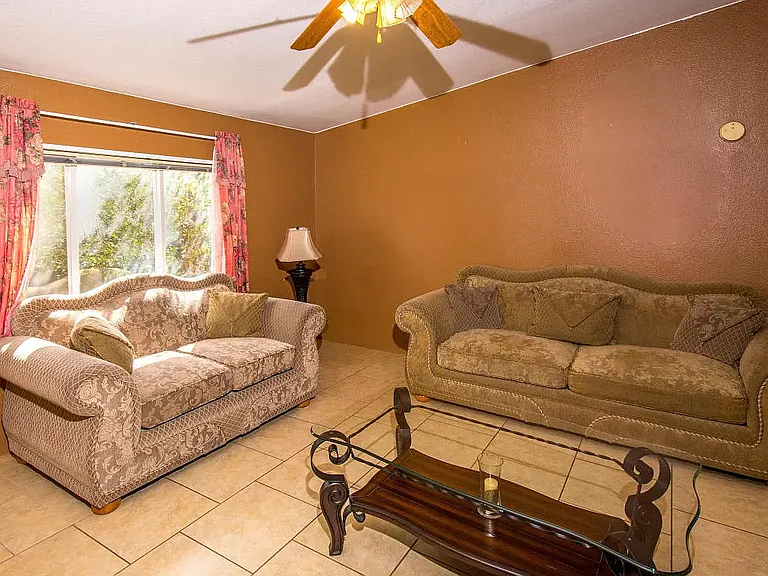 4850 E Lowell Dr — Photo 3