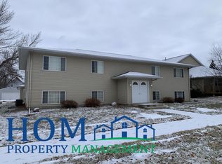 408 W Broadway Ave #1, Saint Peter, MN 56082
