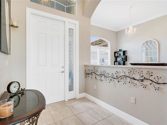 3rd image of 4825 Four Lakes Cir SW