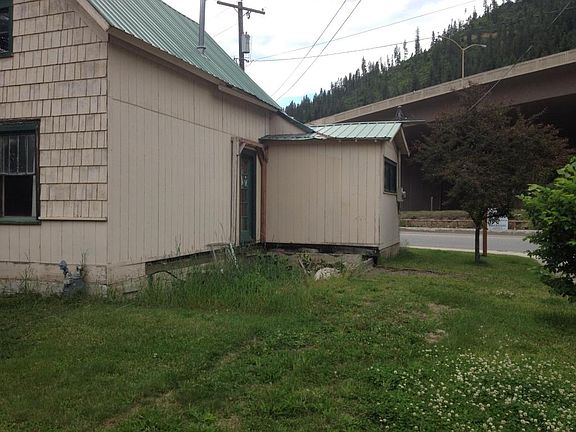 5th image of 221 Cypress St