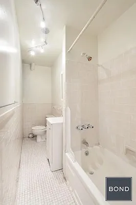 Rented by Bond New York | media 3