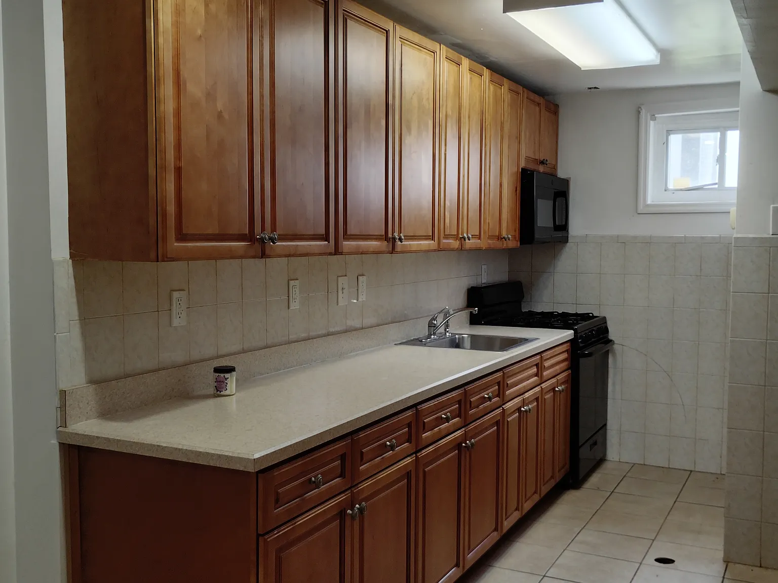 Nepperhan Ave, Yonkers — Photo 2
