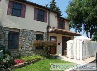 13052 Townsend Rd, Phila, PA 19154