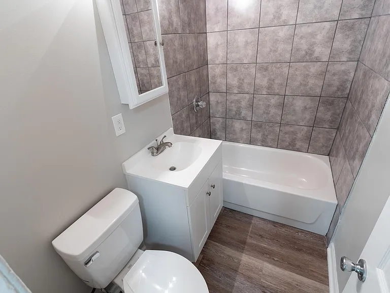 2952 Adams St — Photo 8