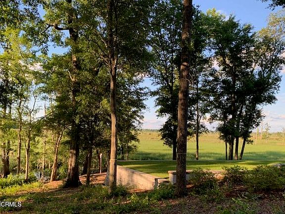 2nd image of 136 Brookhaven Trail