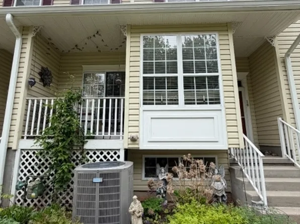 18 Kentworth Ct, Raritan Twp., NJ 08822