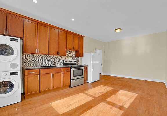 5th image of 1900 Newkirk Ave APT 3D