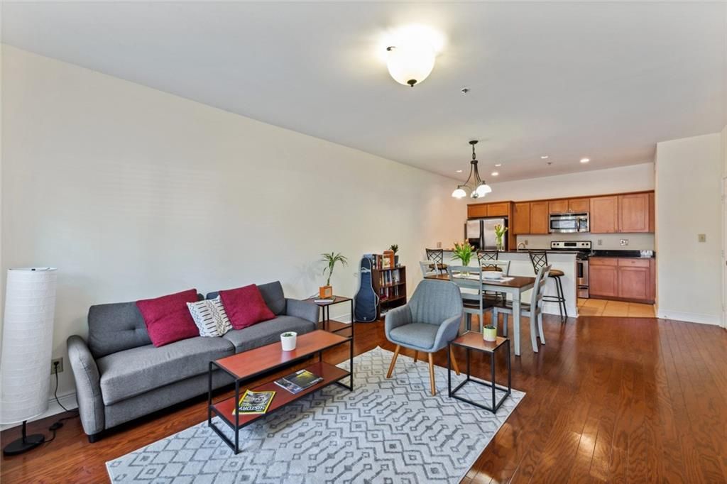 3205 Carondelet St Unit 101, New Orleans, LA - View 5