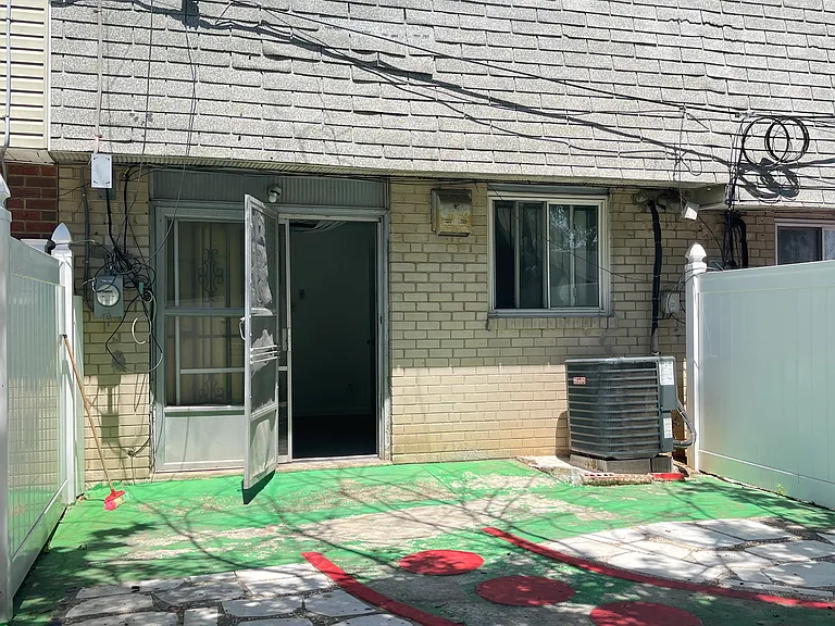 1030 Cecil B Moore Ave — Photo 4