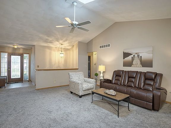 4th image of 4615 Chandan Woods Dr