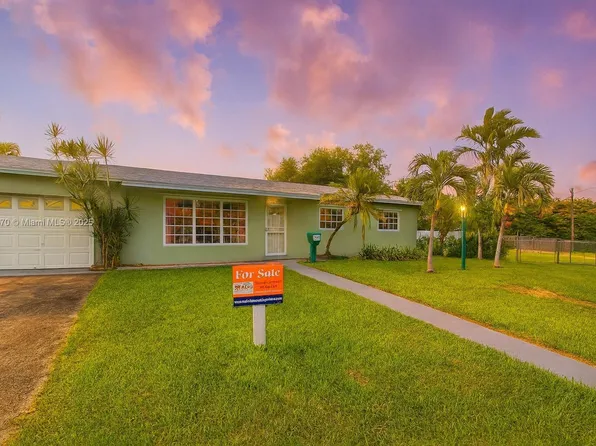 10191 SW 203rd Ter, Cutler Bay, FL 33189