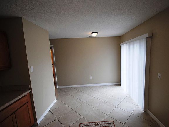 4th image of 2213 Santa Lucia St