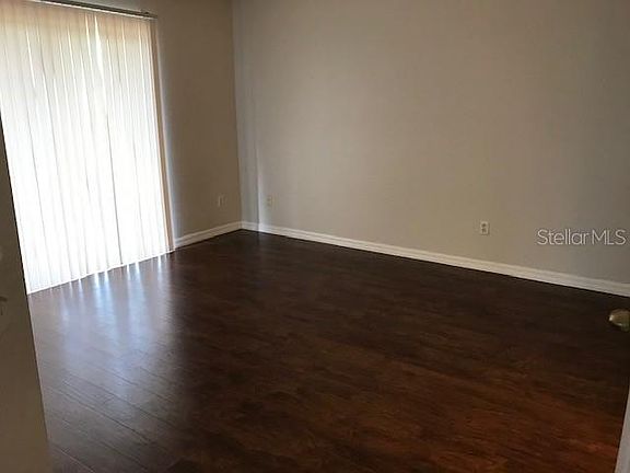 5th image of 11522 Thurston Way