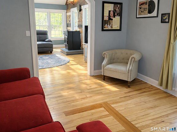 4th image of 57 Lily Pond Road
