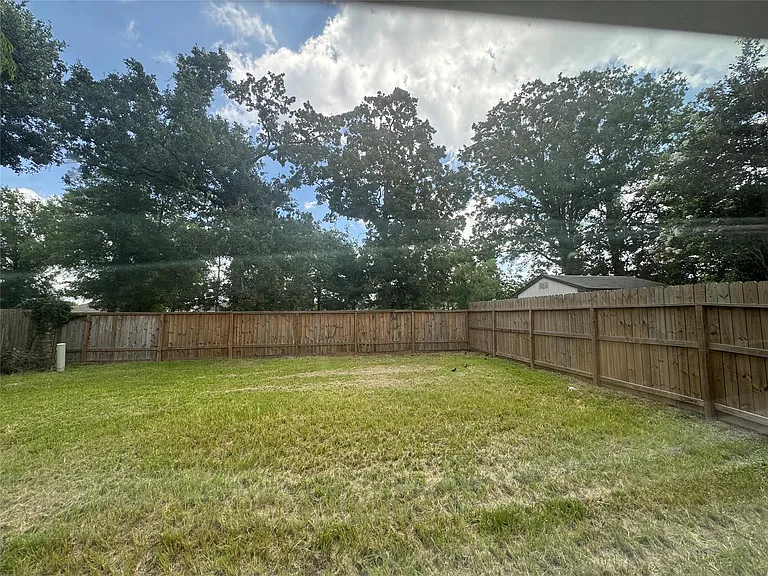 4818 Comal River Loop — Photo 28