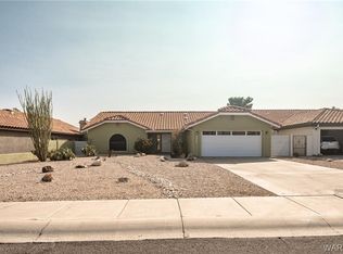 2804 Golf Dr, Kingman, AZ 86401