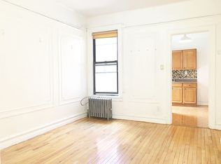 247 S 1st St #2F, Brooklyn, NY 11211