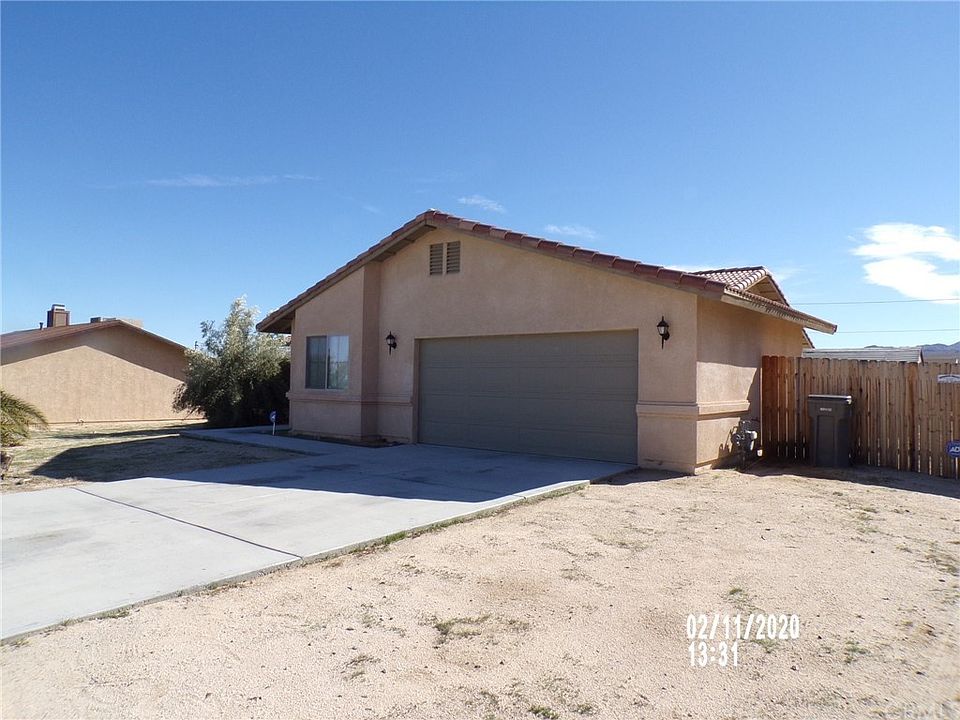 1st image of 74183 Cactus Dr