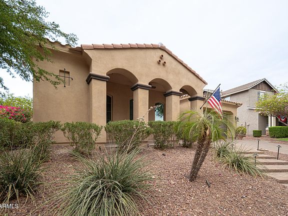 3rd image of 2957 N RILEY Court