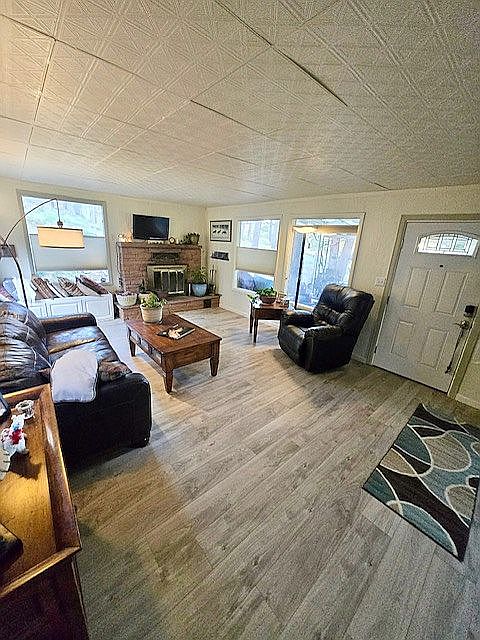 Living room with fireplace