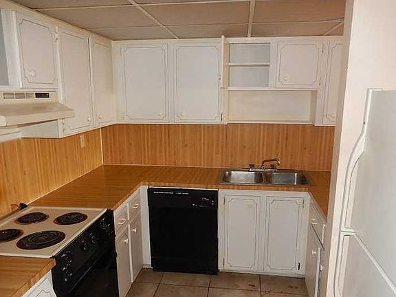 3rd image of 6980 NW 186th St APT 3-519