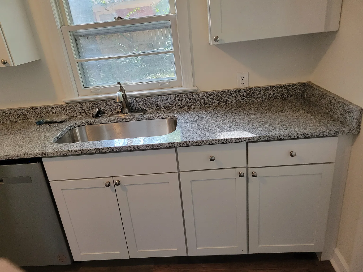 1673 S Perkins Rd — Photo 3