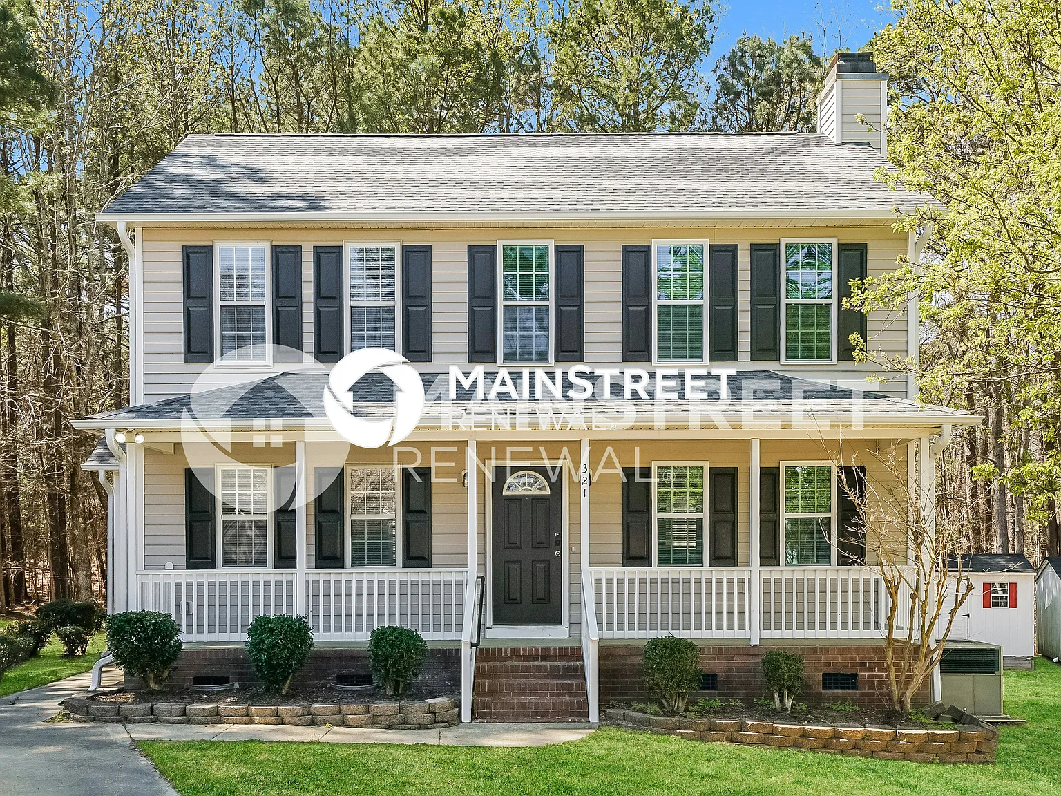 321 Hocutt Dr — Photo 1