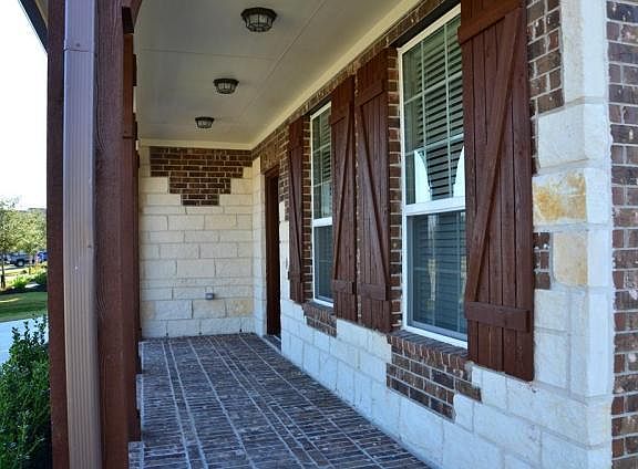 2nd image of 6502 Tamarind Sky Ln