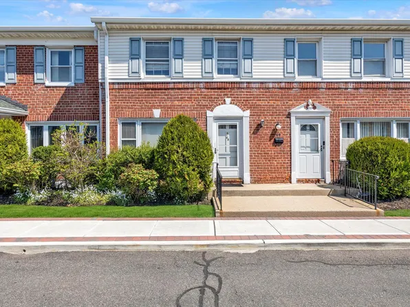 3530 Long Beach Road #68, Oceanside, NY 11572