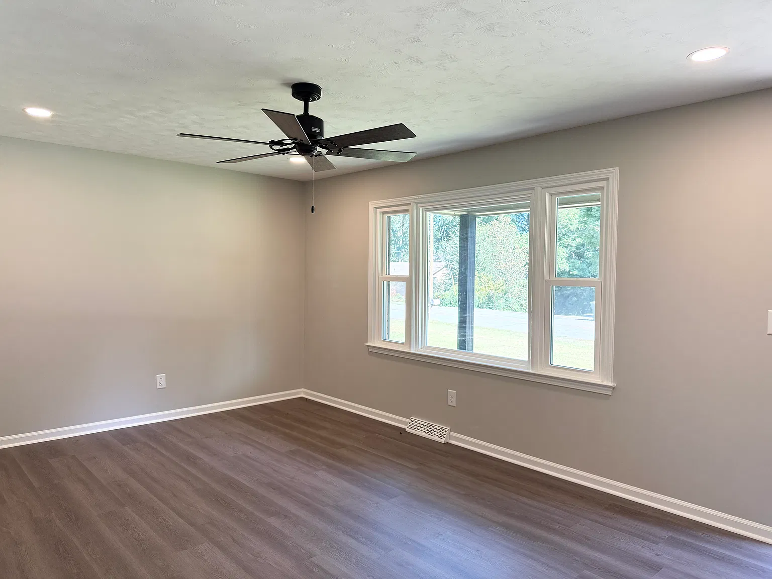 3 bed, 1269 sqft, $1,750 — Photo 4