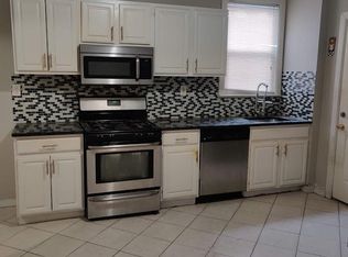 55 Dwight St APT 1J, Jersey City, NJ 07305