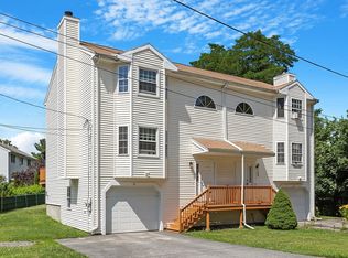 18 Joseph St, Worcester, MA 01604