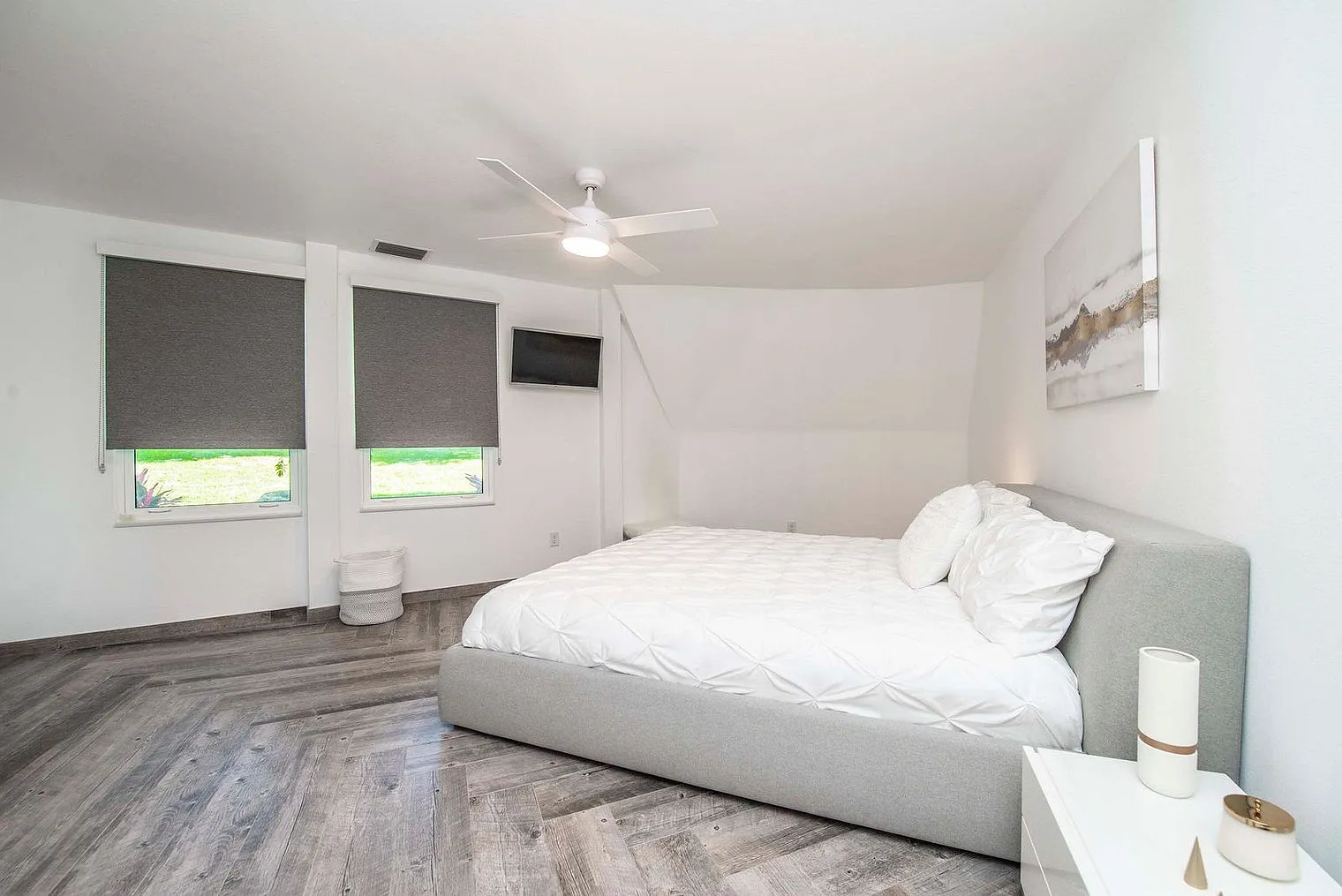 2 bed, 3.0 bath, 2873 sqft, $7,500 — Photo 4