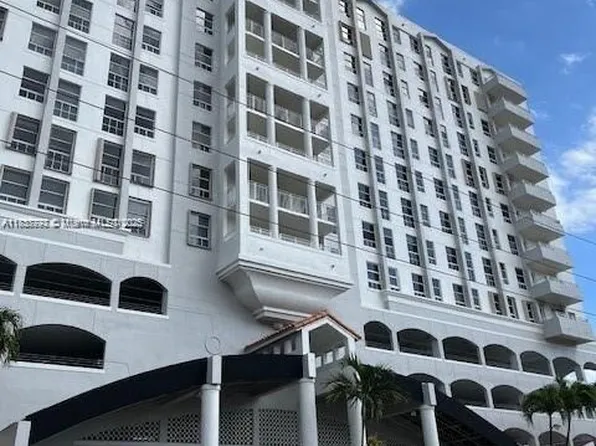 2351 Douglas Rd APT 702, Miami, FL 33145