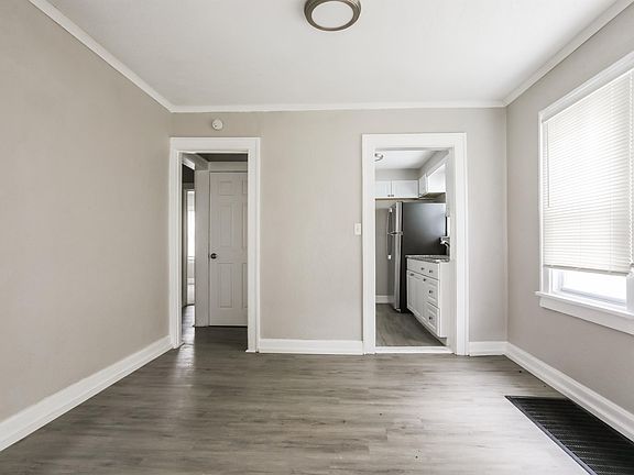 5th image of 5837 Olive St