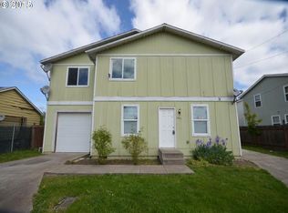 2024 L St, Springfield, OR 97477