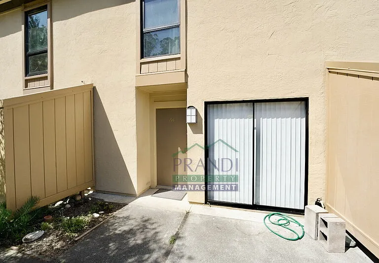 100 Marin Center Dr #64 — Photo 16