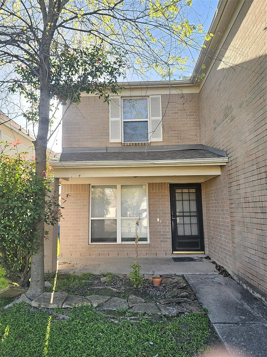 Building Photo - 11015 Walkup Way