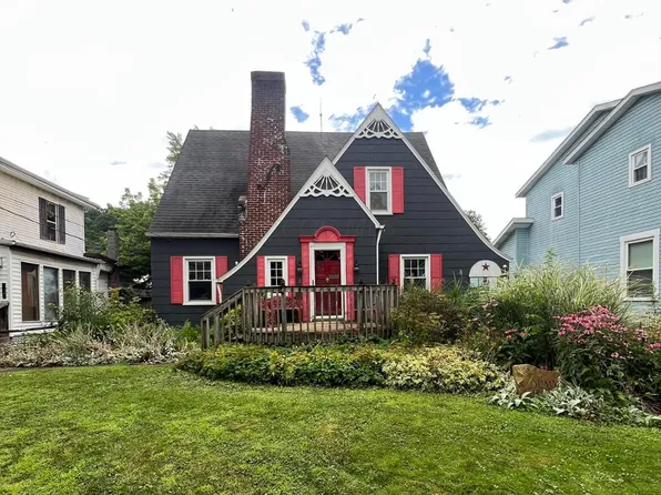 18646 Laurel St, Laurelville, OH 43135