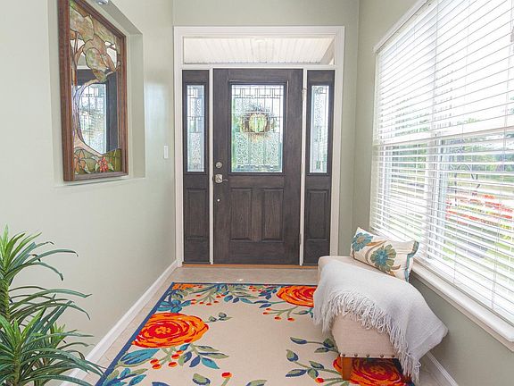 4th image of 2320 Estancia Ln
