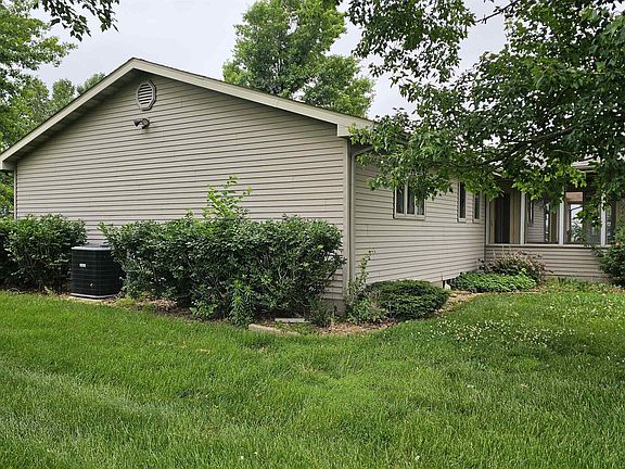 3rd image of 3866 N Reed Station Rd